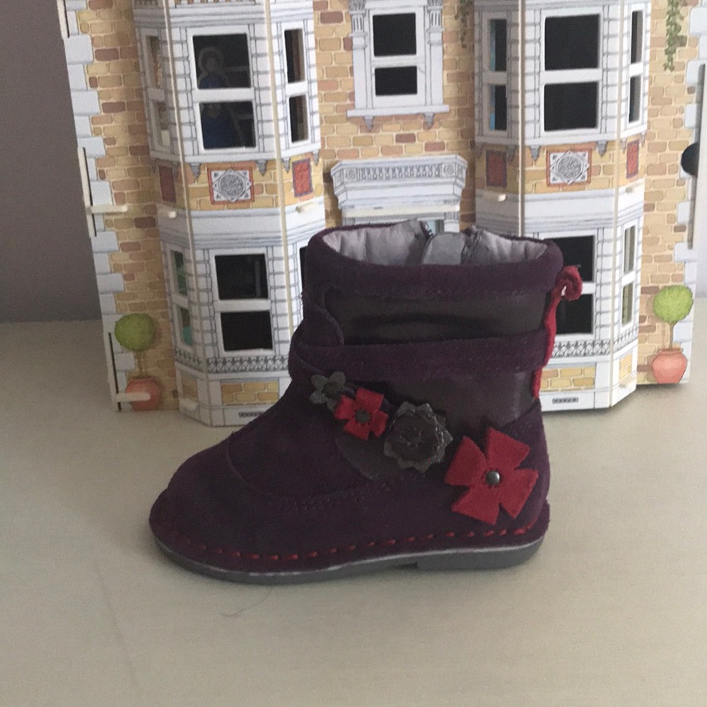 Stride rite purple boots with red flowers size 4
